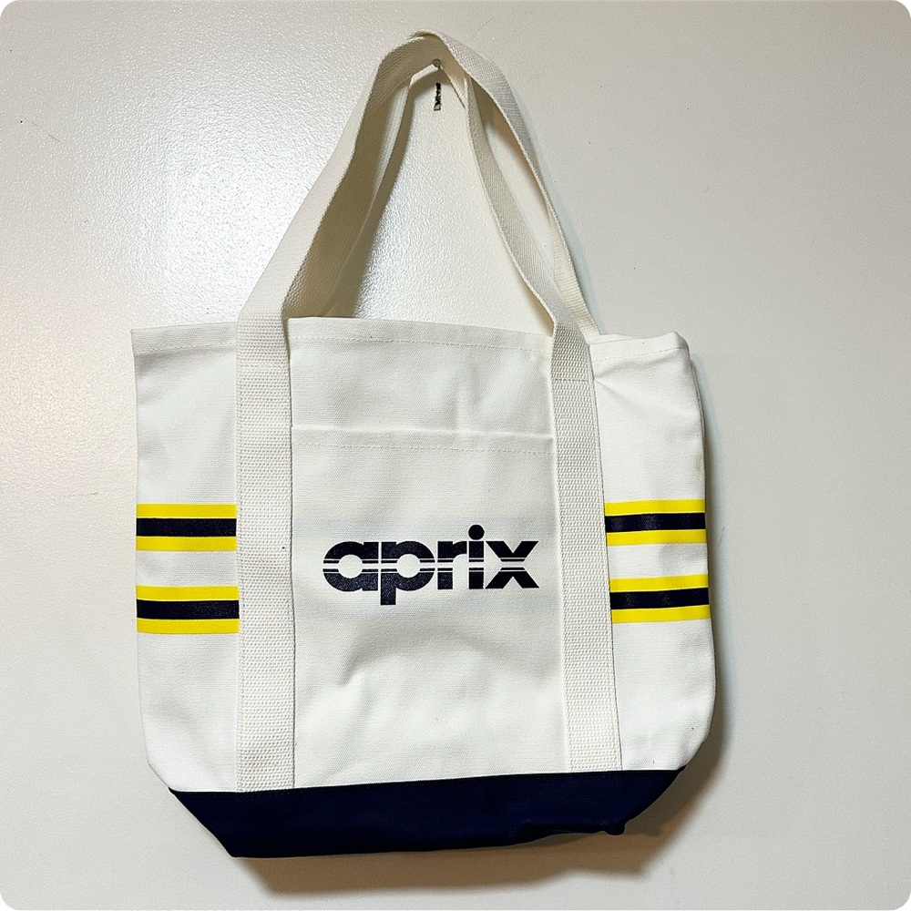 💕Noah aprix canvas Toto bag
